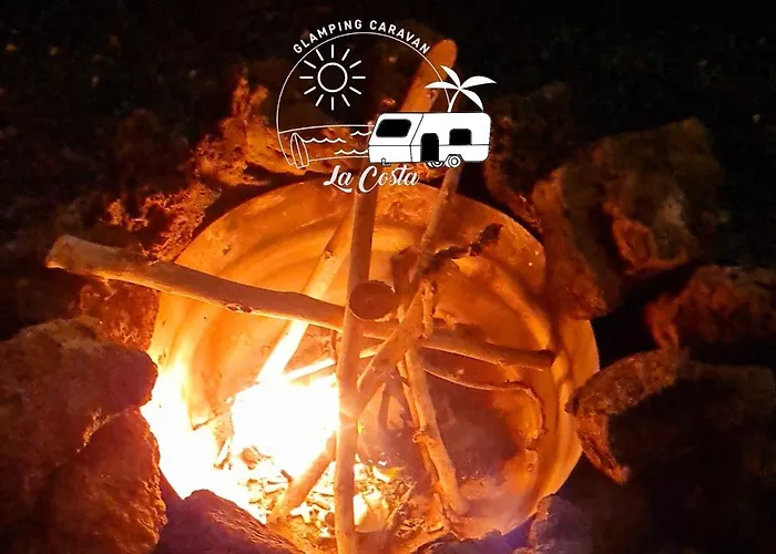 Glamping Caravan Lanzarote Luxe tent