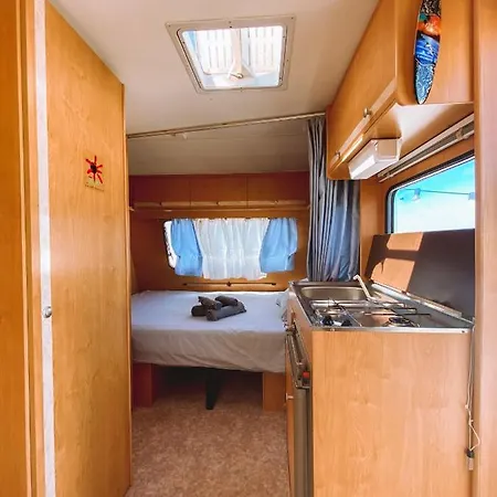 Campo de lujo Glamping Caravan Lanzarote Tinajo