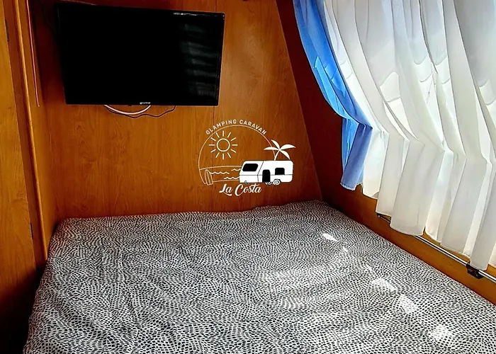 Glamping Caravan Lanzarote تيناجون