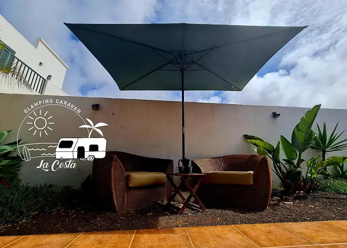 Glamping Caravan Lanzarote تيناجون