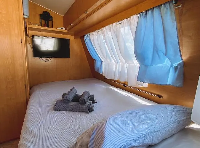 Glamping Caravan Lanzarote خيمة فخمة *